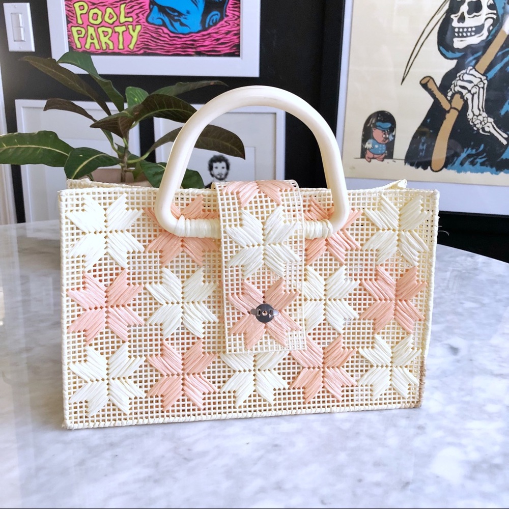 Vintage Peaches & Cream Woven Bag - Picture 1 of 7
